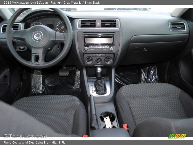 Platinum Gray Metallic / Titan Black 2013 Volkswagen Jetta S Sedan