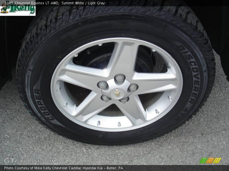 Summit White / Light Gray 2005 Chevrolet Equinox LT AWD