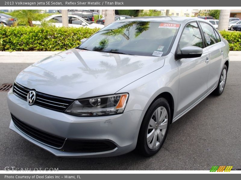 Reflex Silver Metallic / Titan Black 2013 Volkswagen Jetta SE Sedan