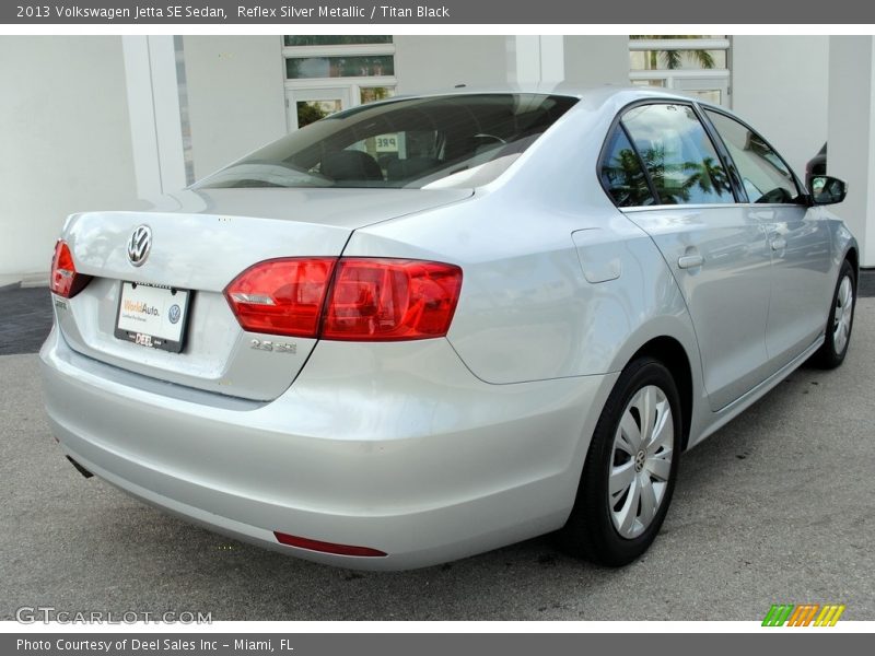 Reflex Silver Metallic / Titan Black 2013 Volkswagen Jetta SE Sedan