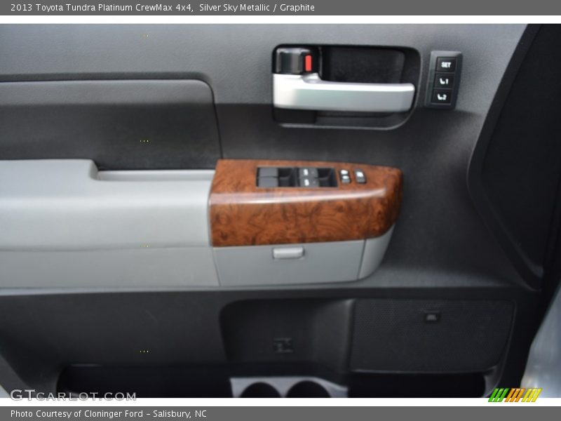 Silver Sky Metallic / Graphite 2013 Toyota Tundra Platinum CrewMax 4x4