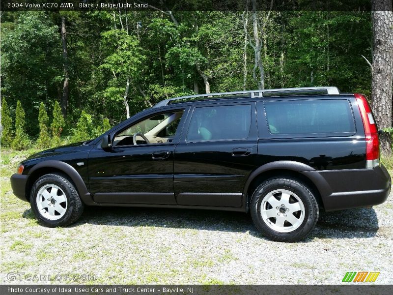 Black / Beige/Light Sand 2004 Volvo XC70 AWD