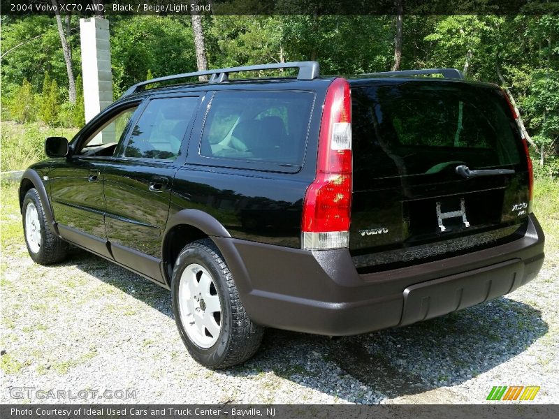 Black / Beige/Light Sand 2004 Volvo XC70 AWD