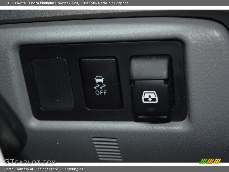 Silver Sky Metallic / Graphite 2013 Toyota Tundra Platinum CrewMax 4x4