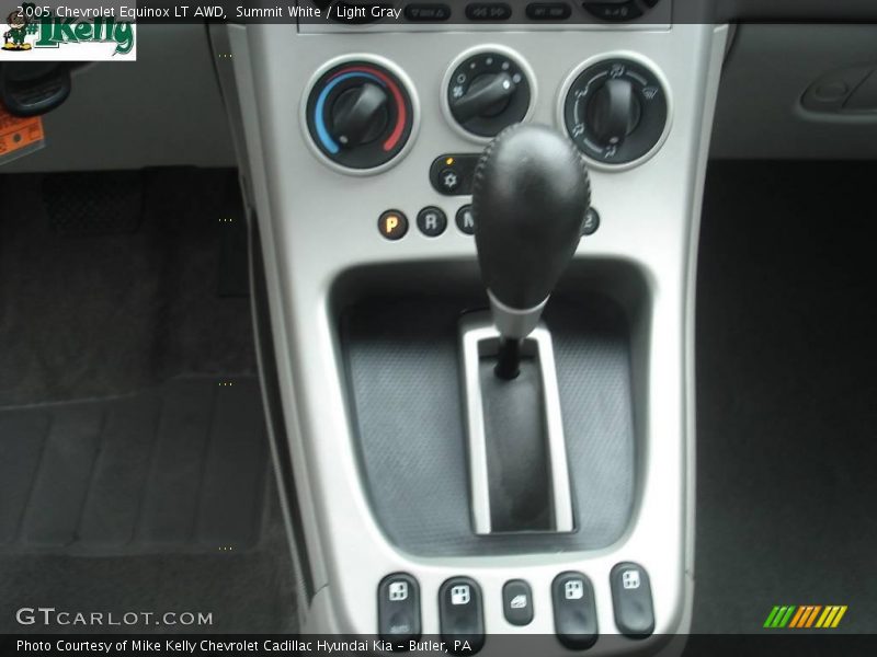 Summit White / Light Gray 2005 Chevrolet Equinox LT AWD
