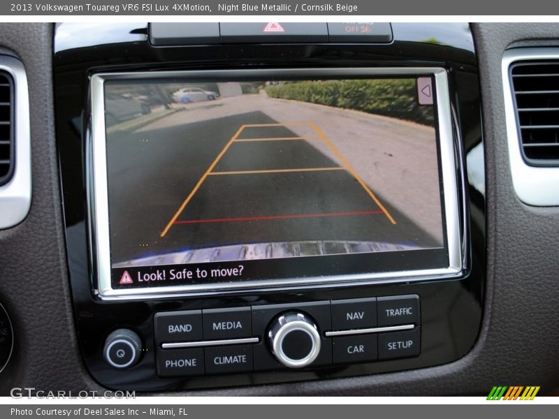 Night Blue Metallic / Cornsilk Beige 2013 Volkswagen Touareg VR6 FSI Lux 4XMotion