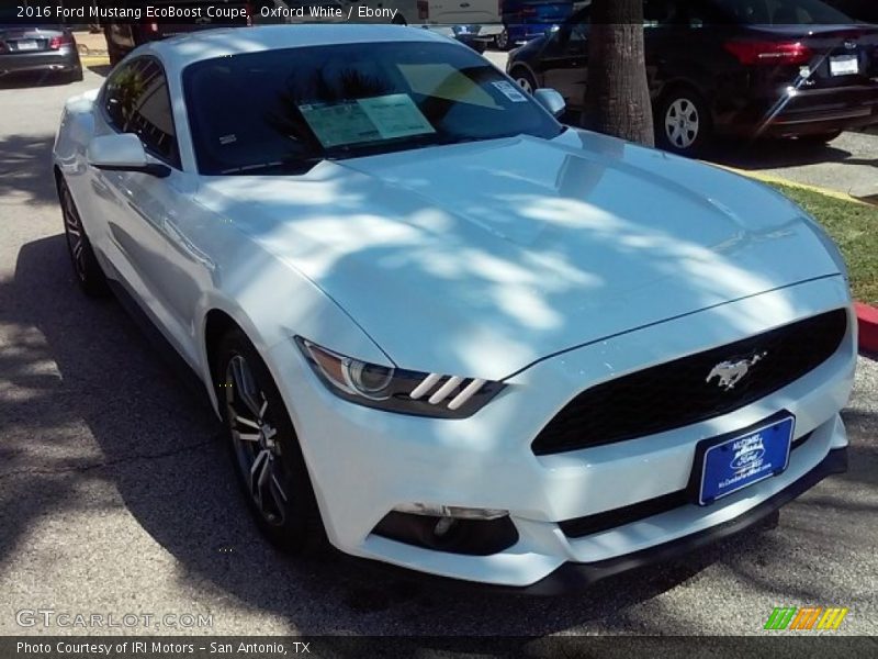 Oxford White / Ebony 2016 Ford Mustang EcoBoost Coupe