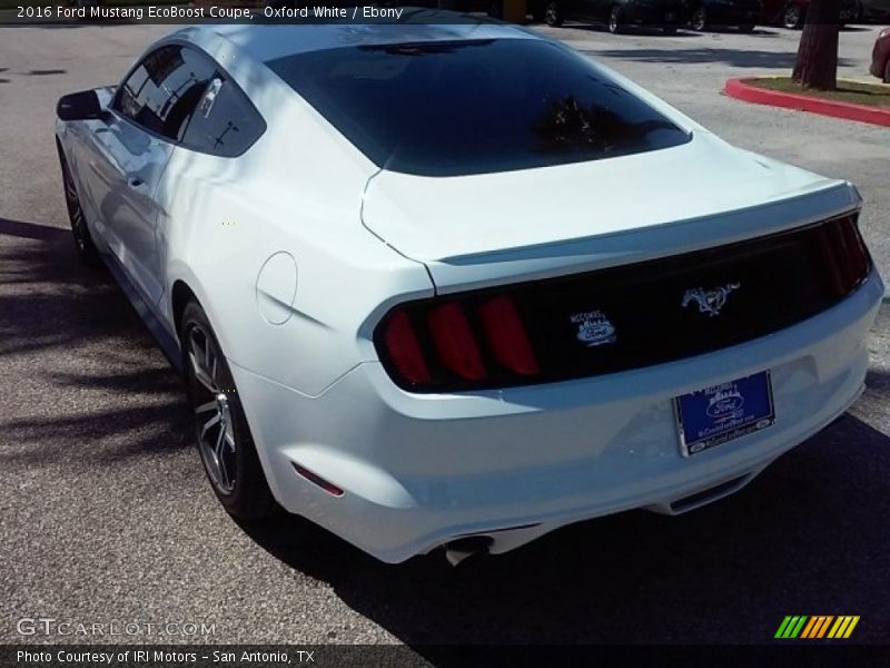 Oxford White / Ebony 2016 Ford Mustang EcoBoost Coupe