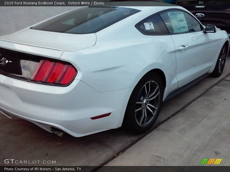 Oxford White / Ebony 2016 Ford Mustang EcoBoost Coupe