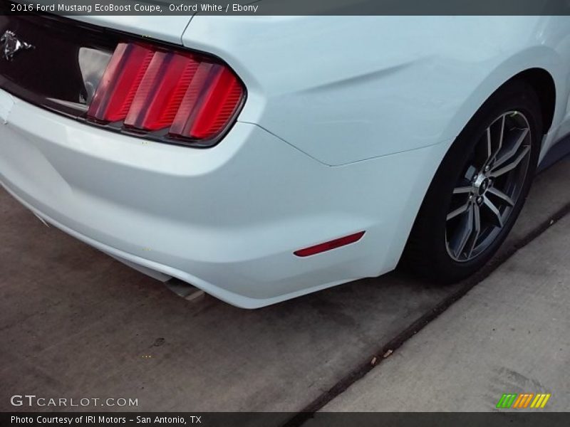 Oxford White / Ebony 2016 Ford Mustang EcoBoost Coupe