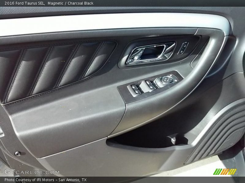 Magnetic / Charcoal Black 2016 Ford Taurus SEL