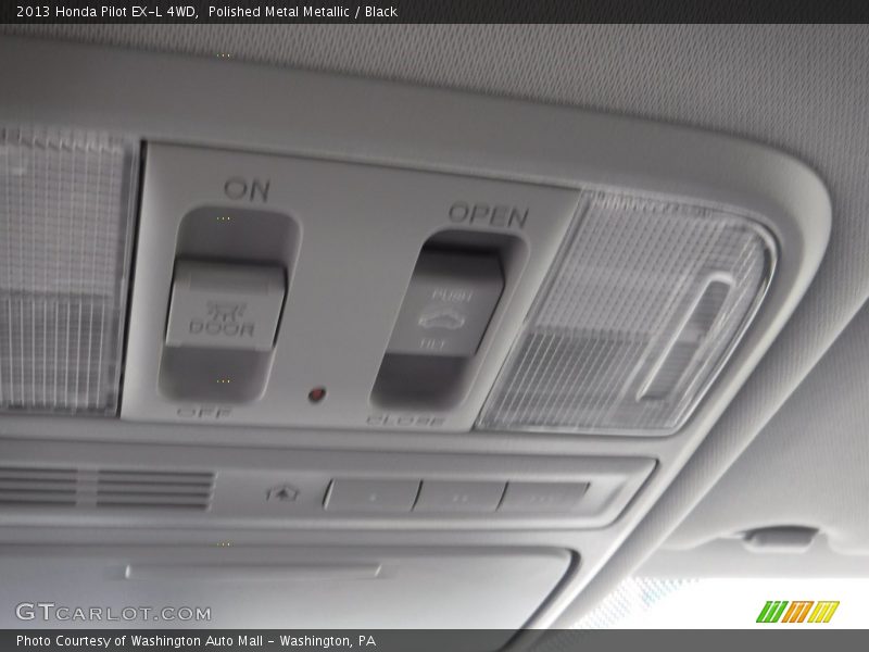 Polished Metal Metallic / Black 2013 Honda Pilot EX-L 4WD