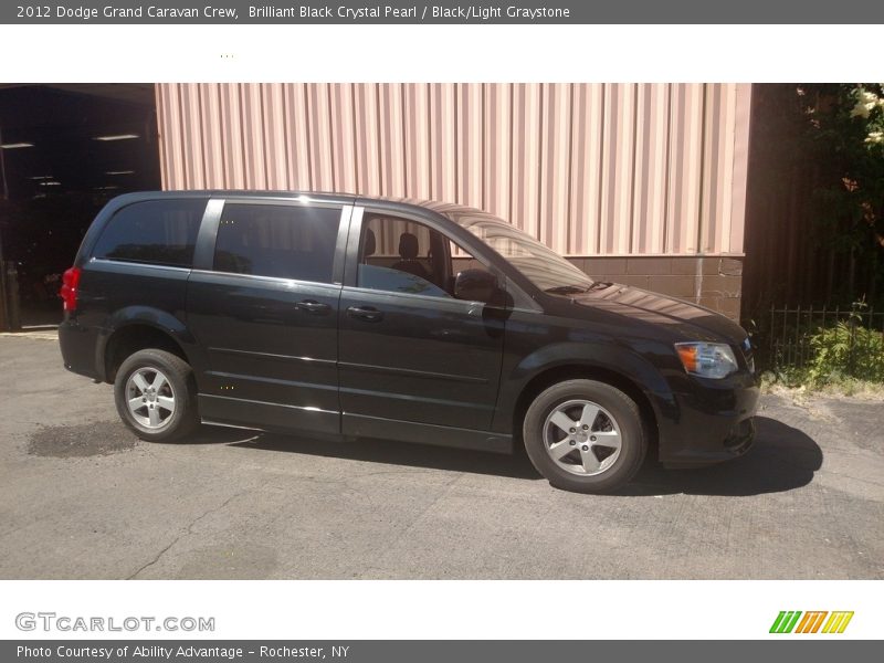 Brilliant Black Crystal Pearl / Black/Light Graystone 2012 Dodge Grand Caravan Crew