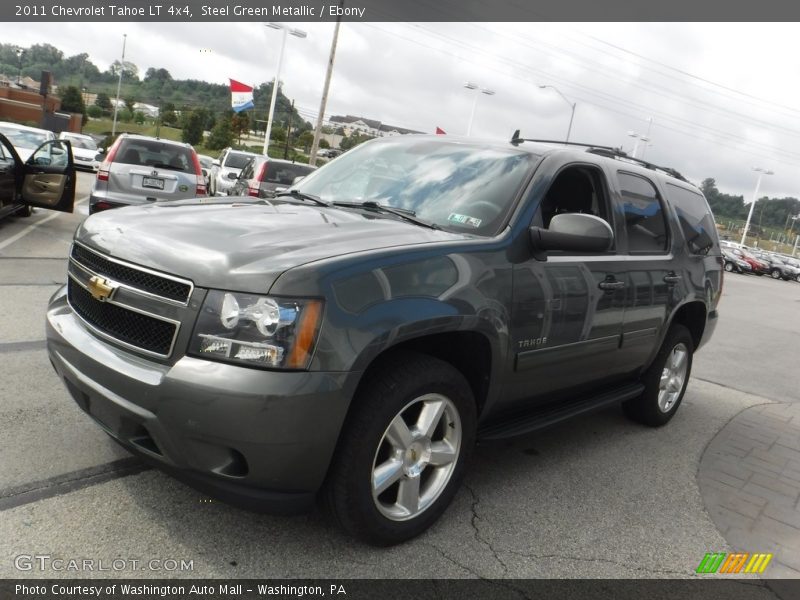 Front 3/4 View of 2011 Tahoe LT 4x4