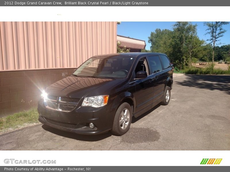 Brilliant Black Crystal Pearl / Black/Light Graystone 2012 Dodge Grand Caravan Crew