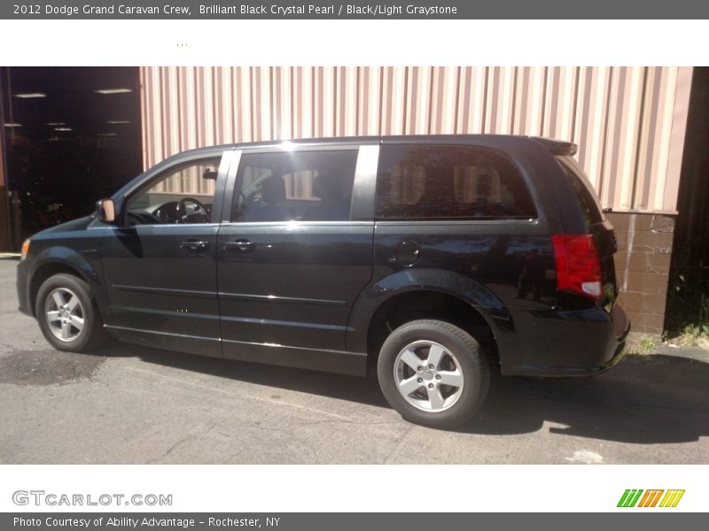Brilliant Black Crystal Pearl / Black/Light Graystone 2012 Dodge Grand Caravan Crew