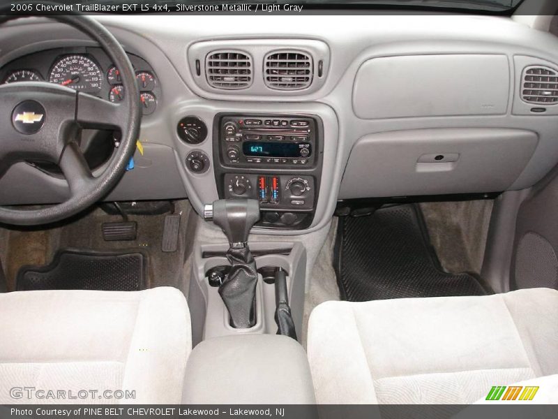 Silverstone Metallic / Light Gray 2006 Chevrolet TrailBlazer EXT LS 4x4