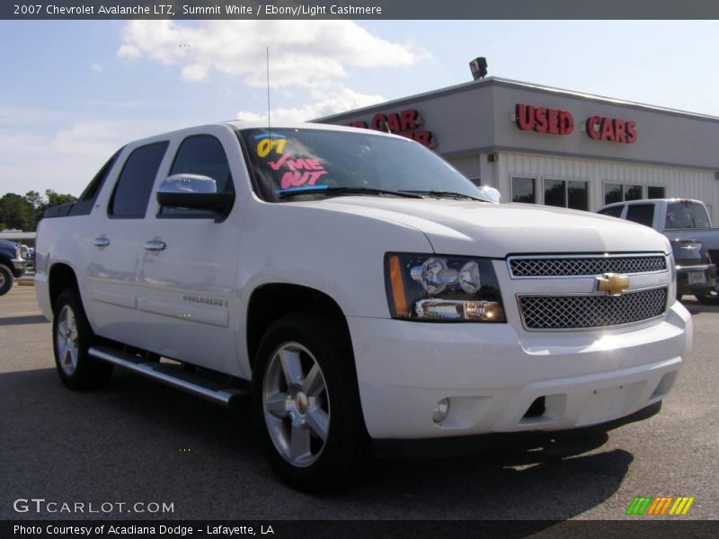 Summit White / Ebony/Light Cashmere 2007 Chevrolet Avalanche LTZ