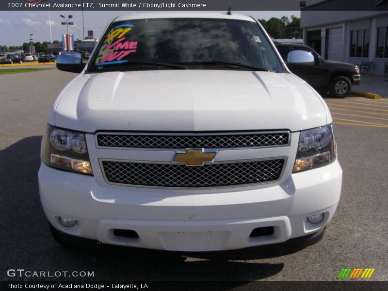 Summit White / Ebony/Light Cashmere 2007 Chevrolet Avalanche LTZ