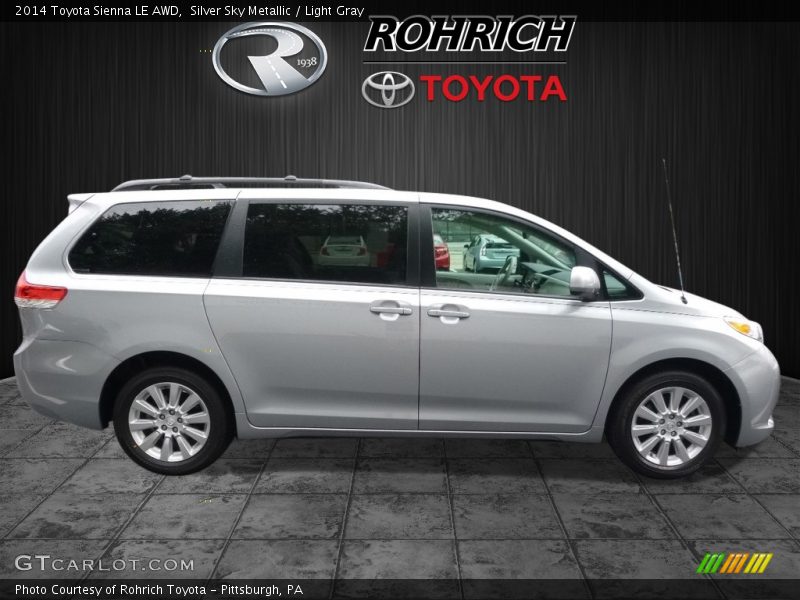 Silver Sky Metallic / Light Gray 2014 Toyota Sienna LE AWD