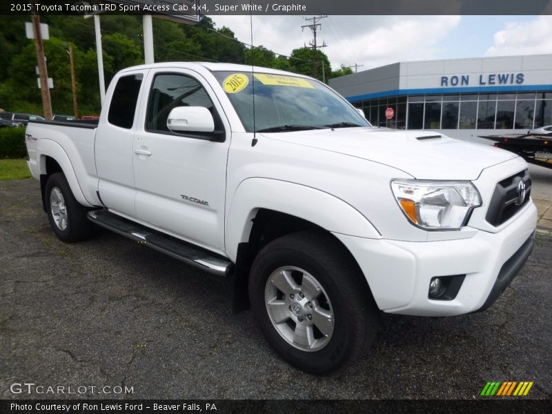 Super White / Graphite 2015 Toyota Tacoma TRD Sport Access Cab 4x4