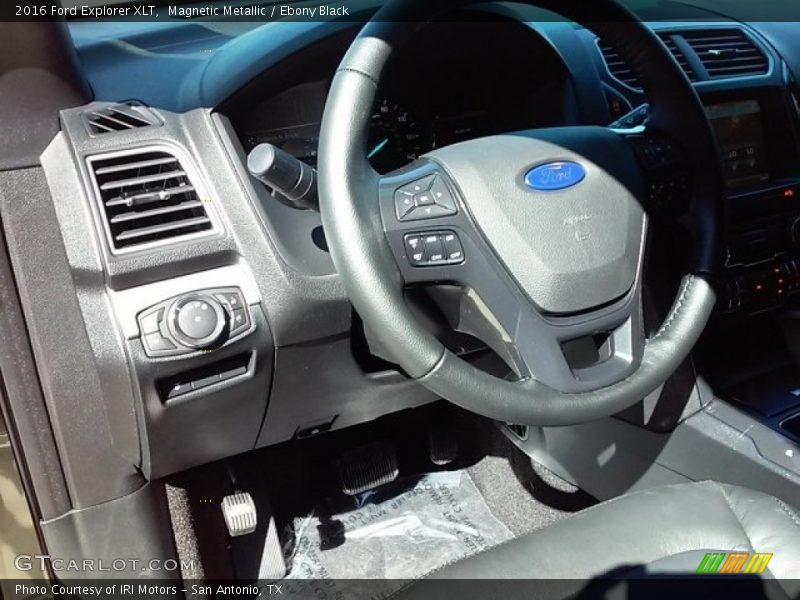 Magnetic Metallic / Ebony Black 2016 Ford Explorer XLT