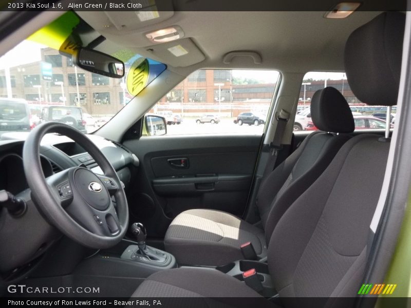 Alien Green / Black Cloth 2013 Kia Soul 1.6