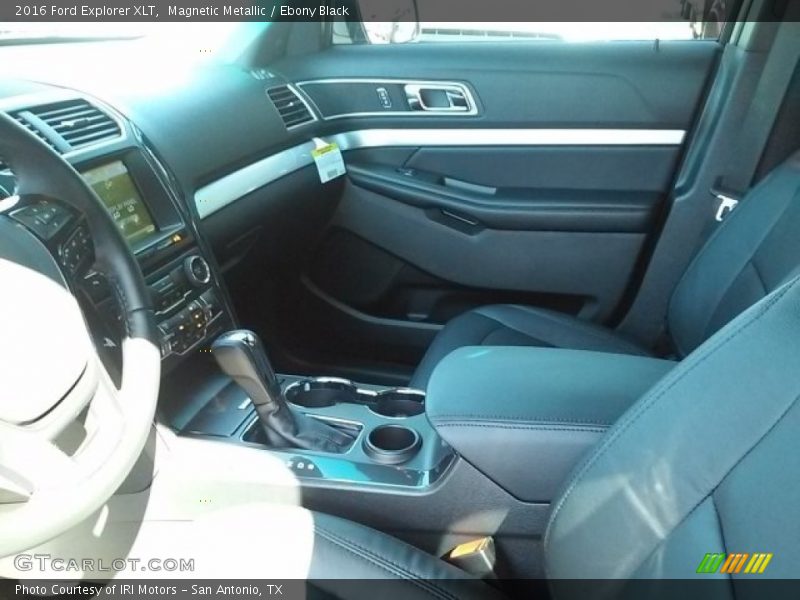 Magnetic Metallic / Ebony Black 2016 Ford Explorer XLT