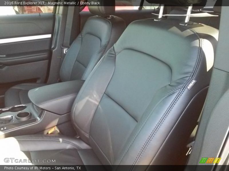 Magnetic Metallic / Ebony Black 2016 Ford Explorer XLT