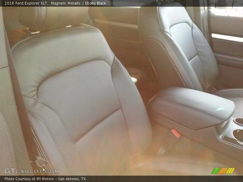 Magnetic Metallic / Ebony Black 2016 Ford Explorer XLT