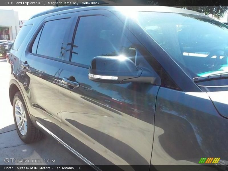 Magnetic Metallic / Ebony Black 2016 Ford Explorer XLT