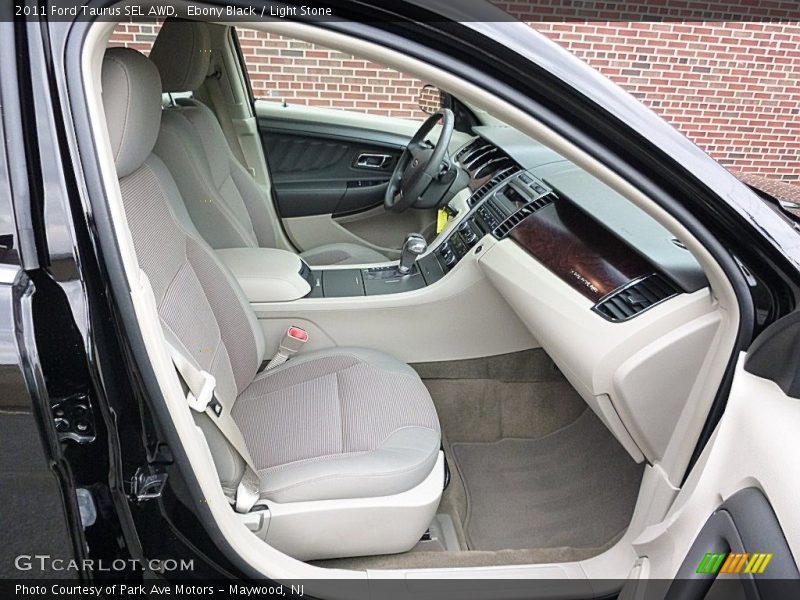 Ebony Black / Light Stone 2011 Ford Taurus SEL AWD