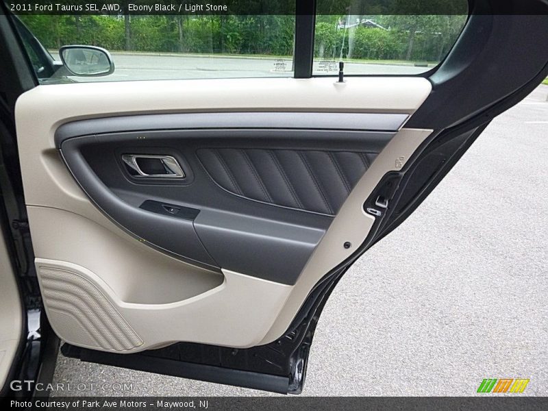 Ebony Black / Light Stone 2011 Ford Taurus SEL AWD