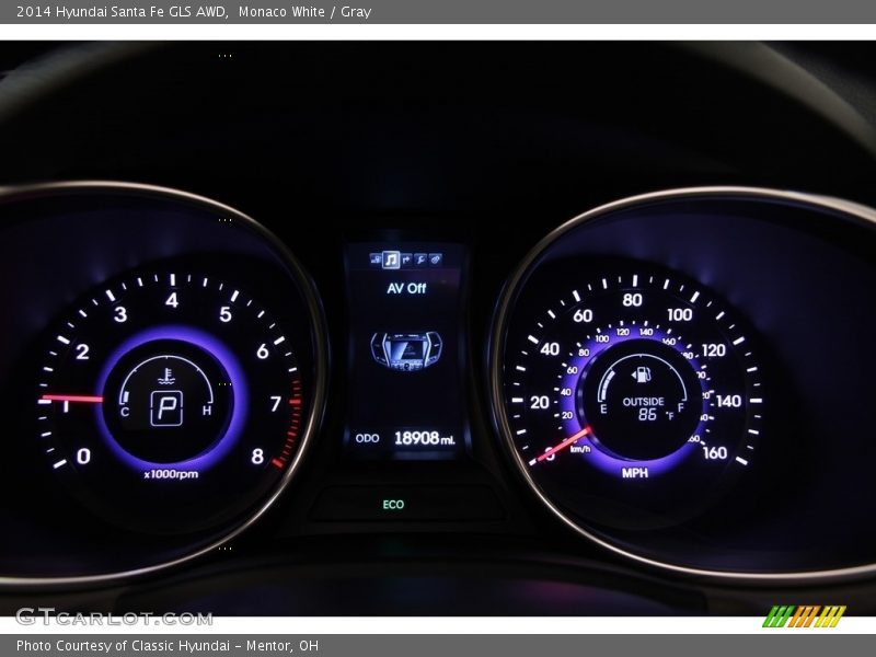 Monaco White / Gray 2014 Hyundai Santa Fe GLS AWD
