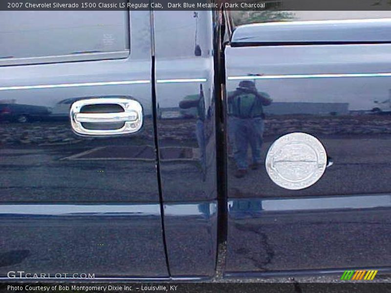 Dark Blue Metallic / Dark Charcoal 2007 Chevrolet Silverado 1500 Classic LS Regular Cab