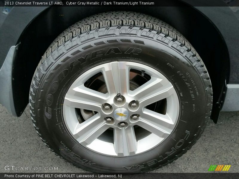 Cyber Gray Metallic / Dark Titanium/Light Titanium 2013 Chevrolet Traverse LT AWD