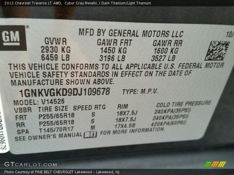 Cyber Gray Metallic / Dark Titanium/Light Titanium 2013 Chevrolet Traverse LT AWD