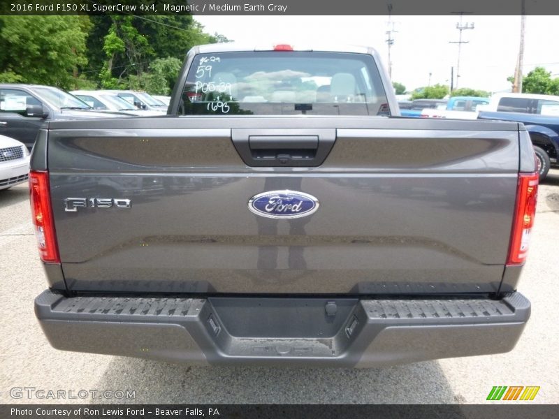 Magnetic / Medium Earth Gray 2016 Ford F150 XL SuperCrew 4x4