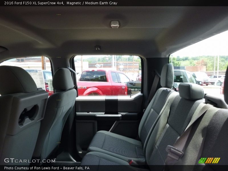 Magnetic / Medium Earth Gray 2016 Ford F150 XL SuperCrew 4x4