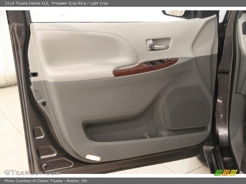 Predawn Gray Mica / Light Gray 2014 Toyota Sienna XLE