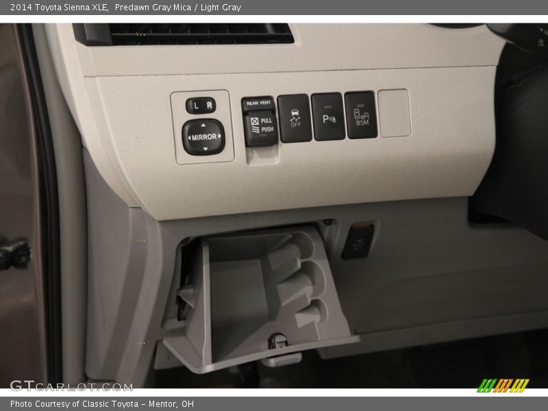 Predawn Gray Mica / Light Gray 2014 Toyota Sienna XLE