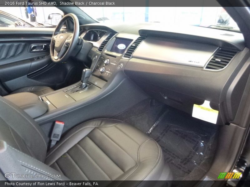 Dashboard of 2016 Taurus SHO AWD