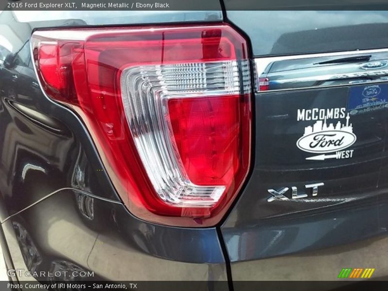 Magnetic Metallic / Ebony Black 2016 Ford Explorer XLT