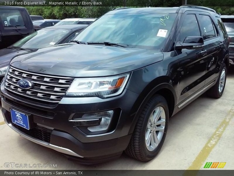 Magnetic Metallic / Ebony Black 2016 Ford Explorer XLT