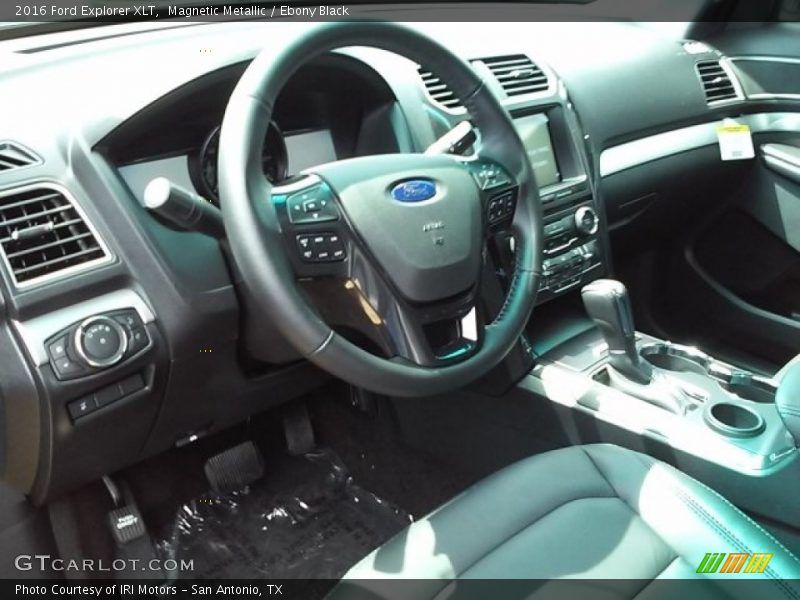 Magnetic Metallic / Ebony Black 2016 Ford Explorer XLT