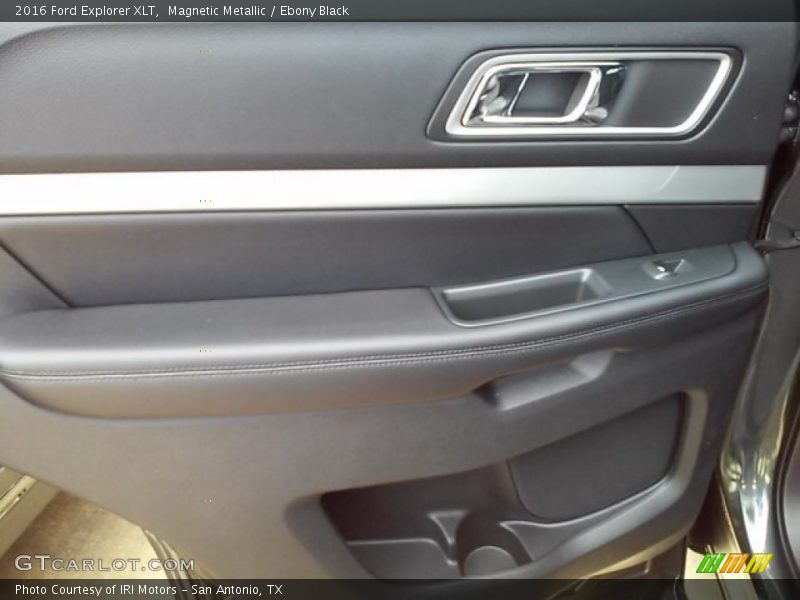 Magnetic Metallic / Ebony Black 2016 Ford Explorer XLT