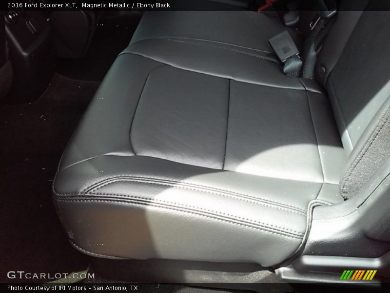Magnetic Metallic / Ebony Black 2016 Ford Explorer XLT