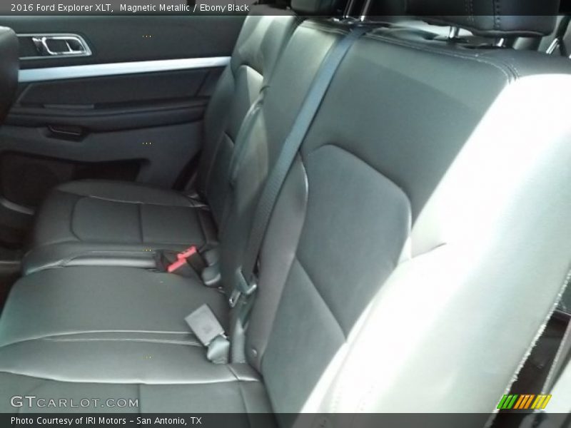 Magnetic Metallic / Ebony Black 2016 Ford Explorer XLT