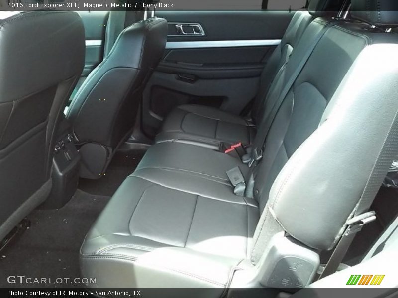 Magnetic Metallic / Ebony Black 2016 Ford Explorer XLT