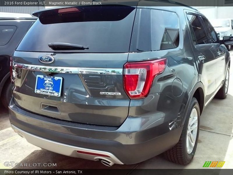 Magnetic Metallic / Ebony Black 2016 Ford Explorer XLT